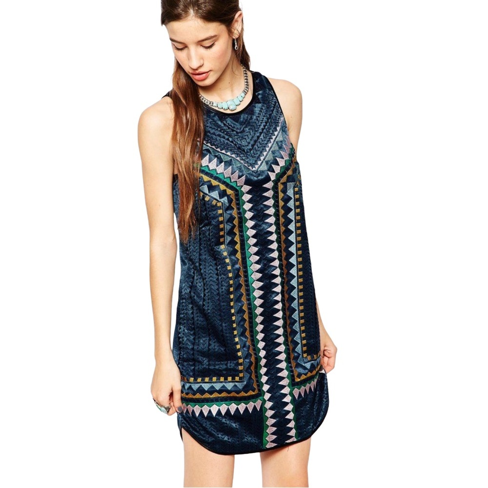 Anthropologie Greylin Azteca boho embroidery satin look sheath dress small